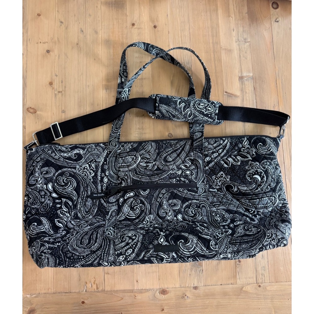 Vera Bradley Large Duffel Bag Black White Paisley Cotton Travel Weekender